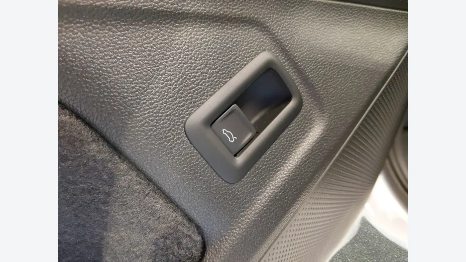 SKODA Superb -
