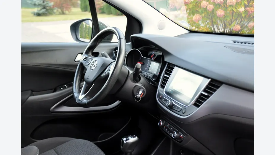 OPEL Crossland -