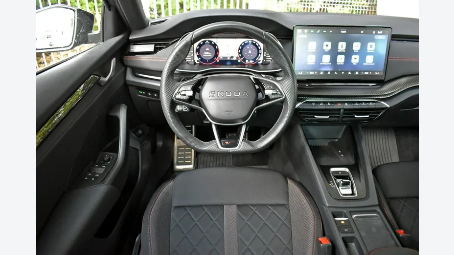 SKODA Octavia -