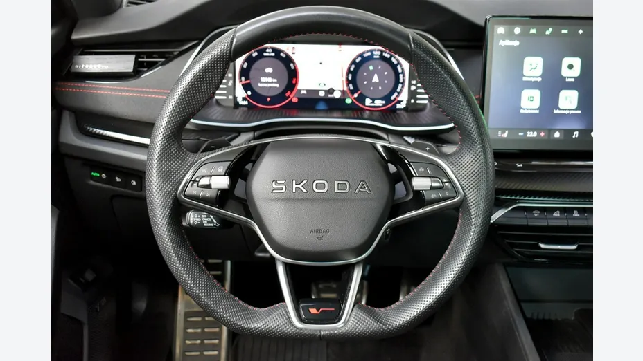 SKODA Octavia -
