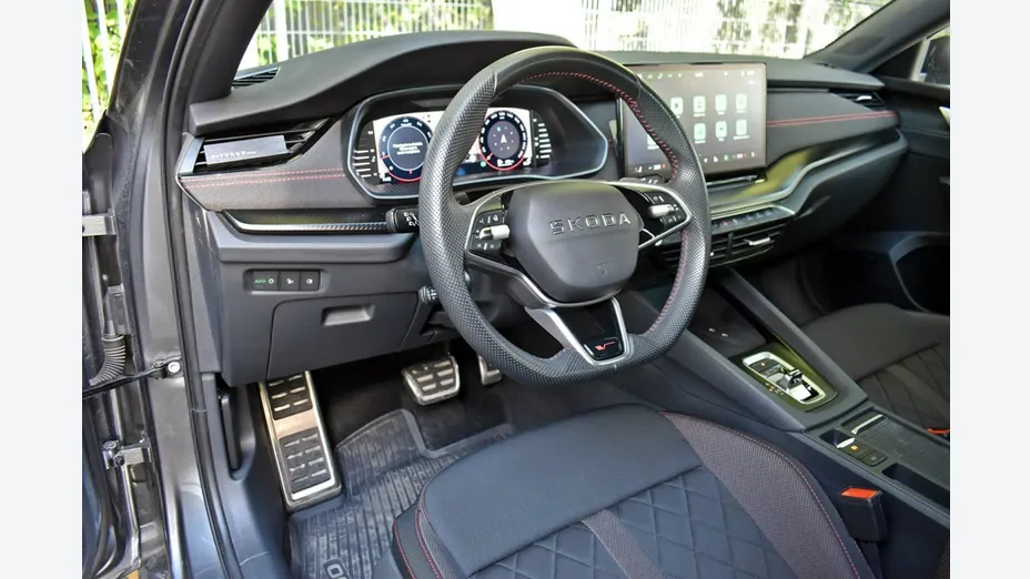 SKODA Octavia -