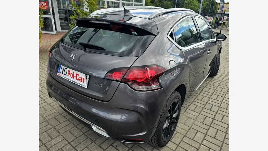 DS DS4 -