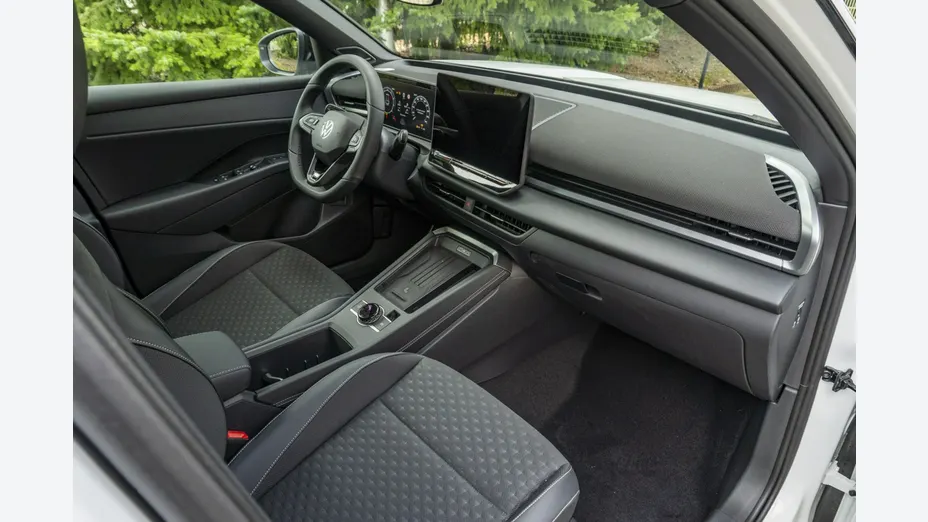 VOLKSWAGEN T-ROC -