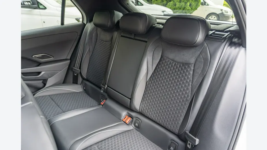 VOLKSWAGEN T-ROC -