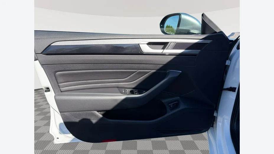 VOLKSWAGEN Arteon -