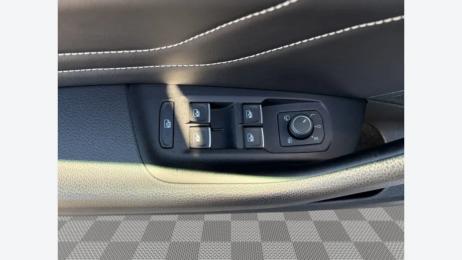 VOLKSWAGEN Arteon -