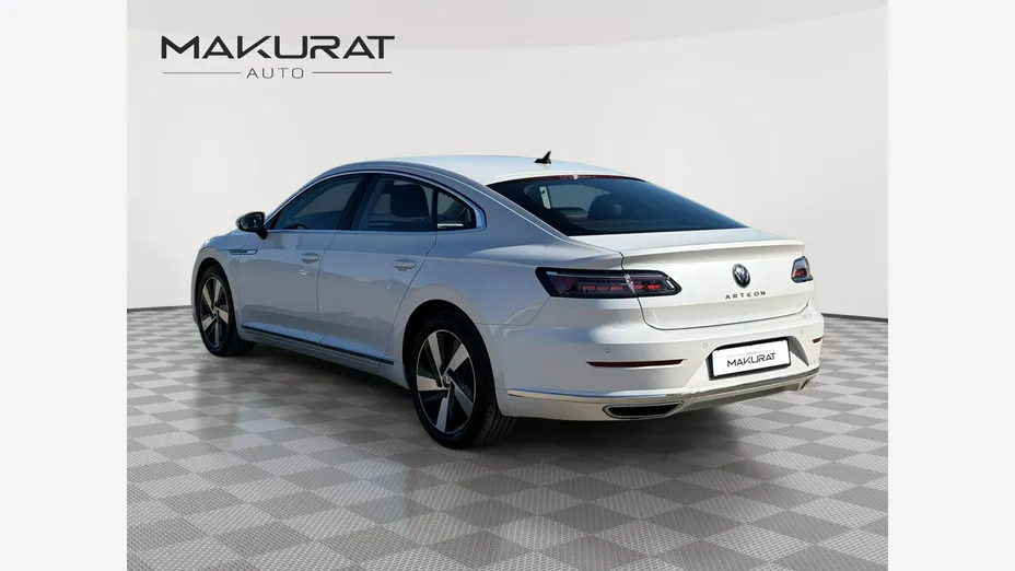 VOLKSWAGEN Arteon -
