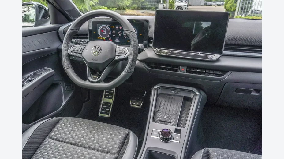 VOLKSWAGEN T-ROC -