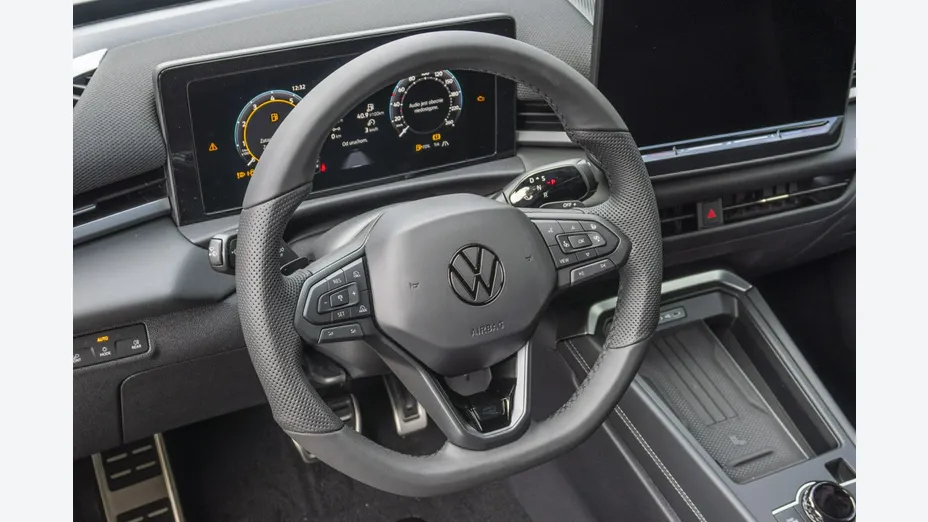 VOLKSWAGEN T-ROC -