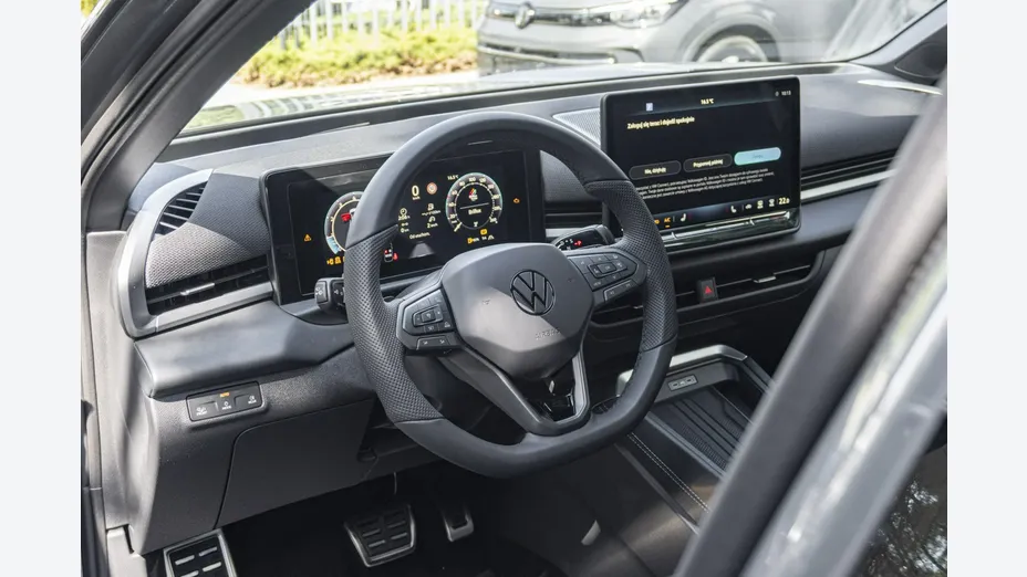 VOLKSWAGEN T-ROC -