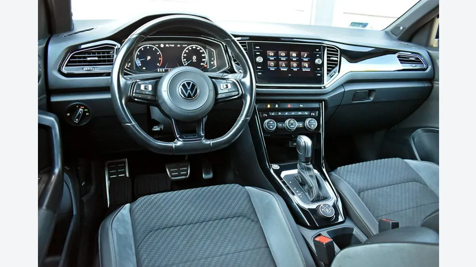 VOLKSWAGEN T-ROC -