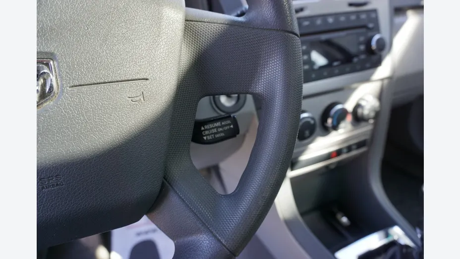 DODGE Avenger -