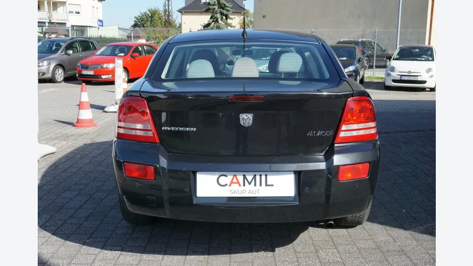 DODGE Avenger -