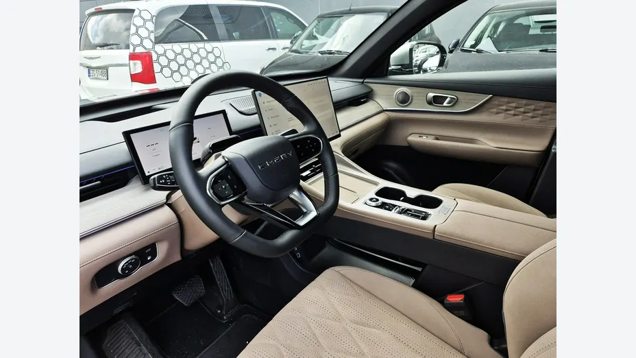 CHERY Tiggo 8 -