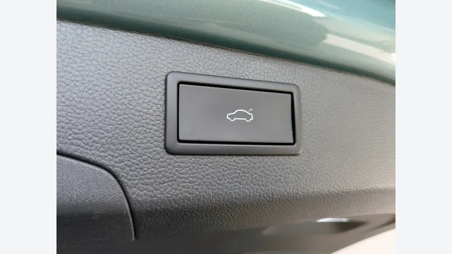 VOLKSWAGEN Passat -
