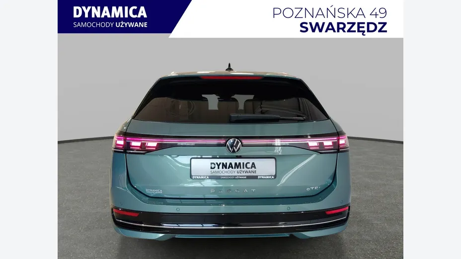 VOLKSWAGEN Passat -