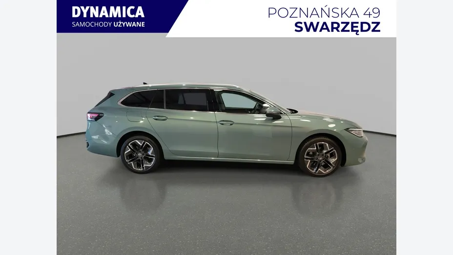 VOLKSWAGEN Passat -