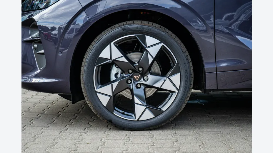 CUPRA Terramar -