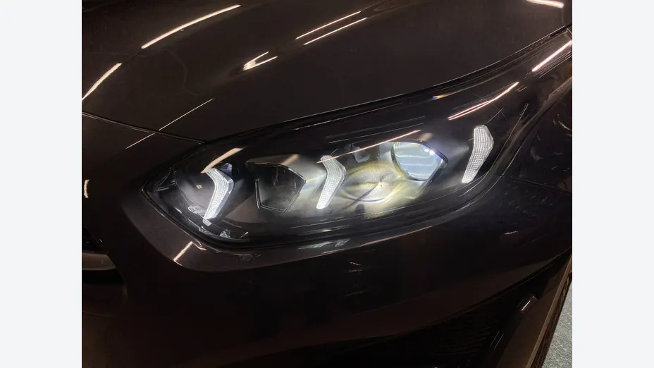 KIA ProCeed -