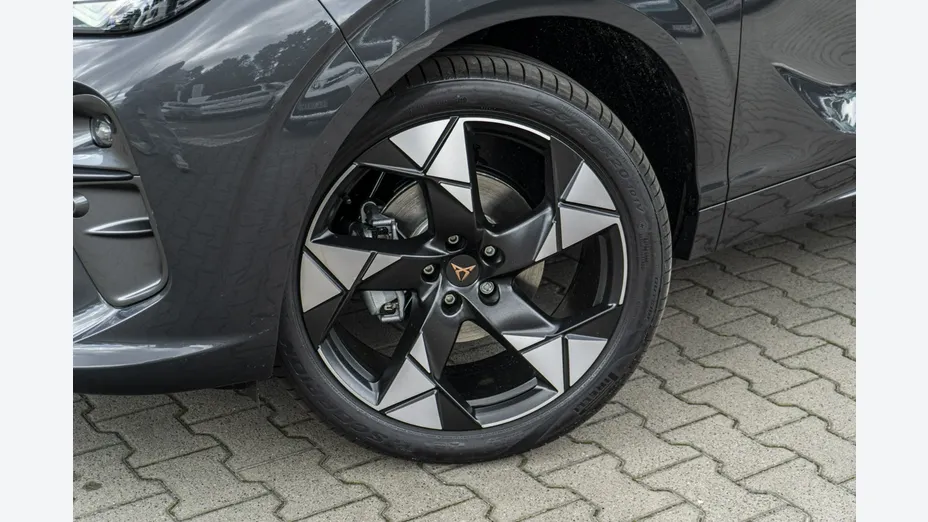 CUPRA Terramar -