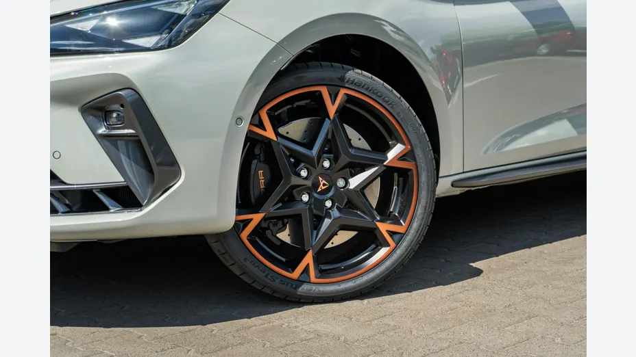CUPRA Leon Sportstourer -