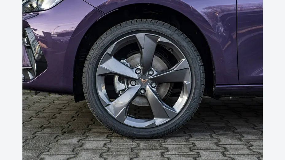 CUPRA Leon -