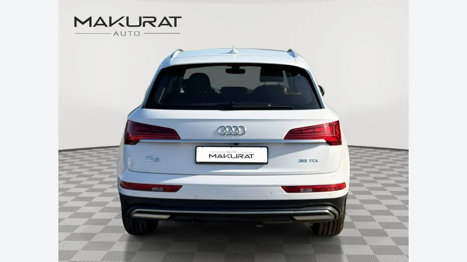 AUDI Q5 -