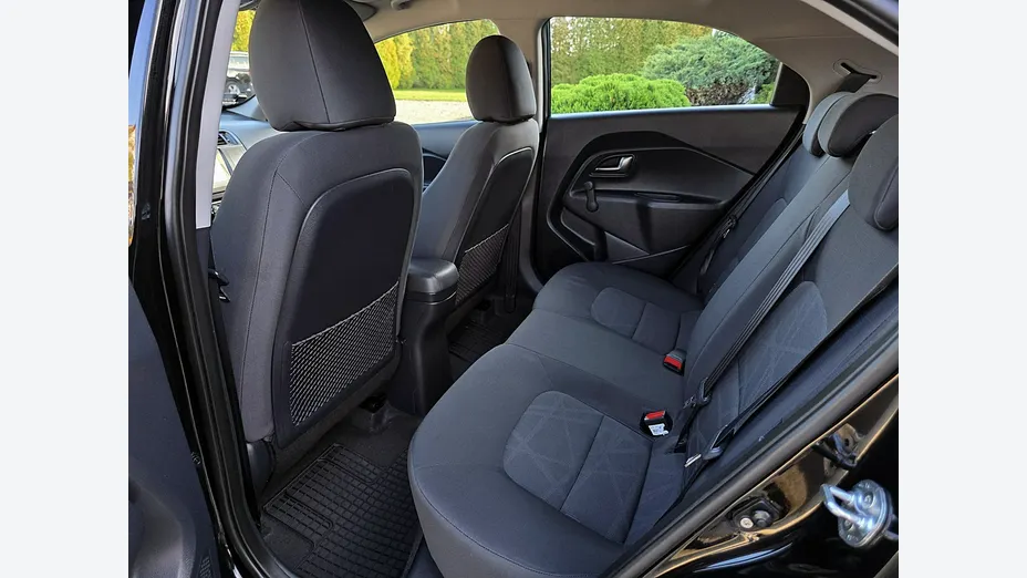KIA Rio -