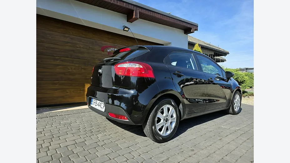 KIA Rio -
