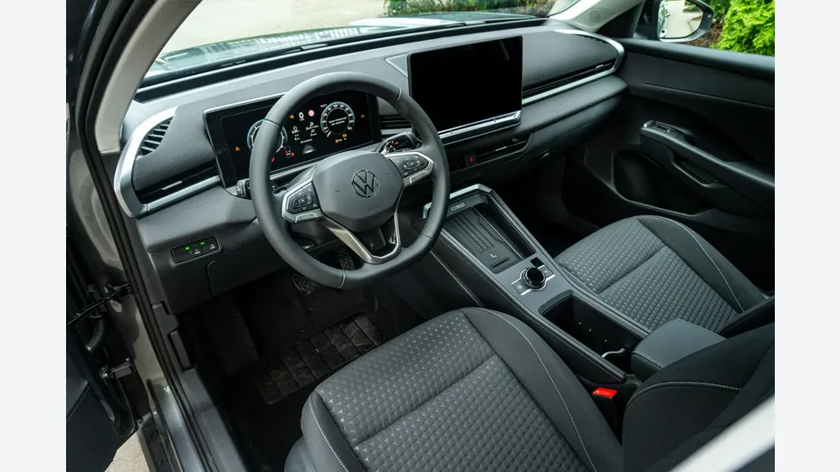 VOLKSWAGEN T-ROC -