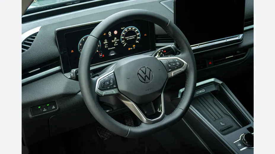 VOLKSWAGEN T-ROC -