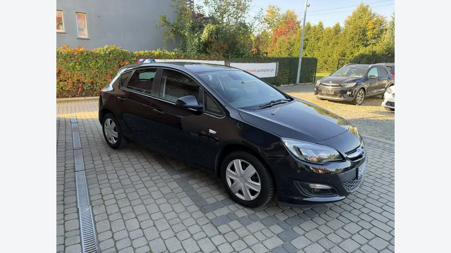 OPEL Astra -