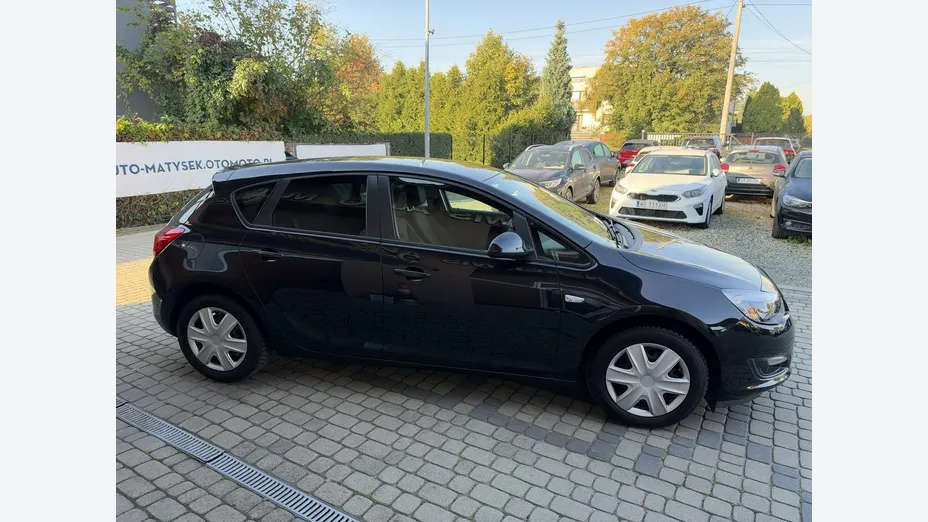 OPEL Astra -