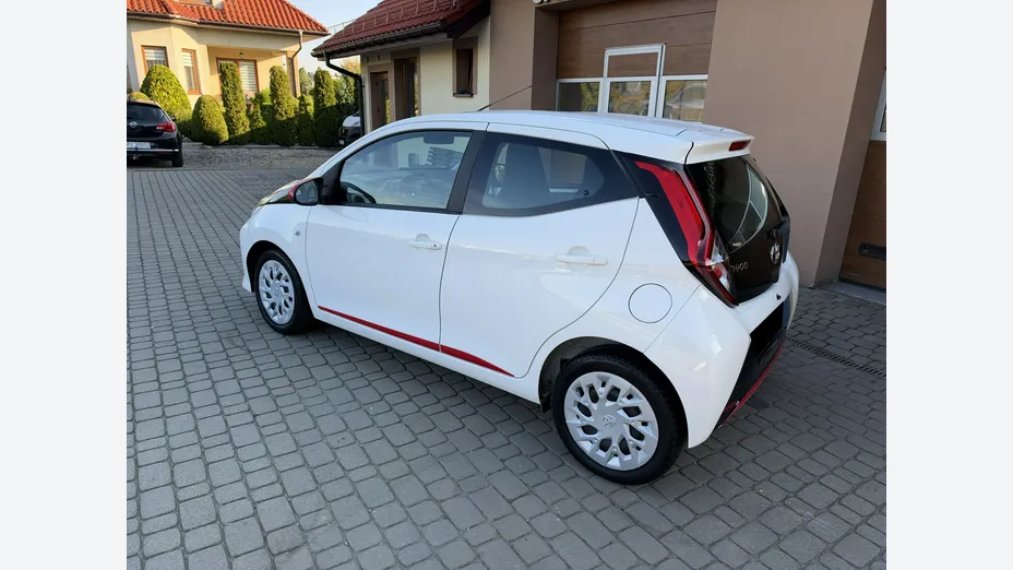 TOYOTA Aygo -
