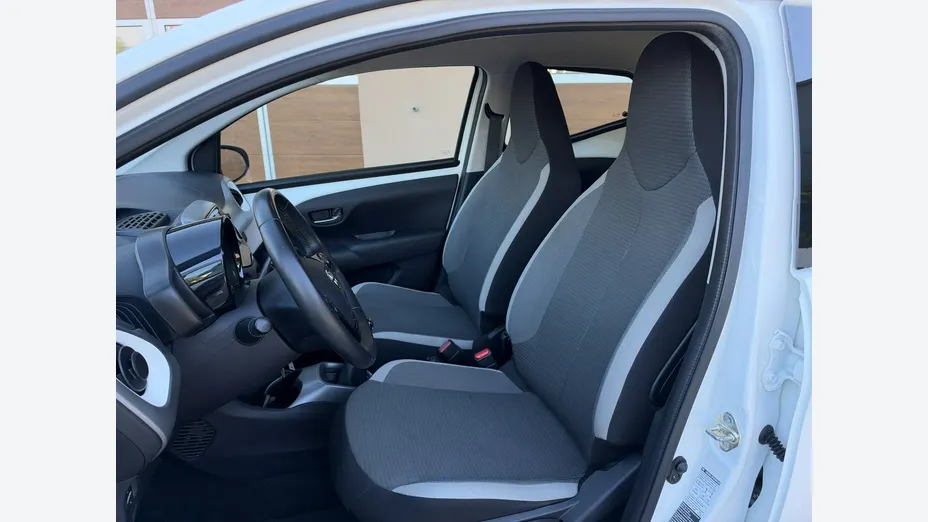 TOYOTA Aygo -