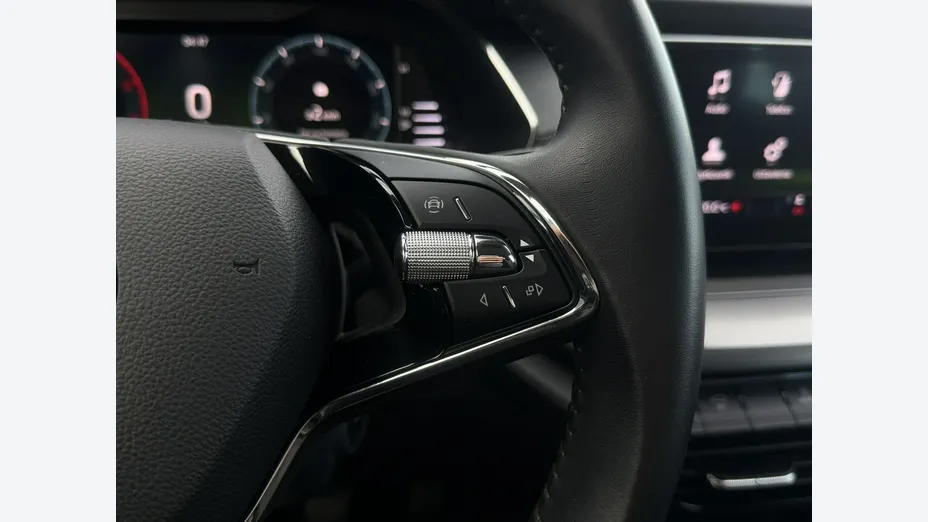 SKODA Octavia -