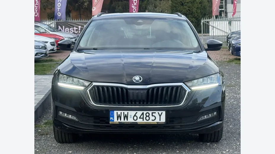 SKODA Octavia -