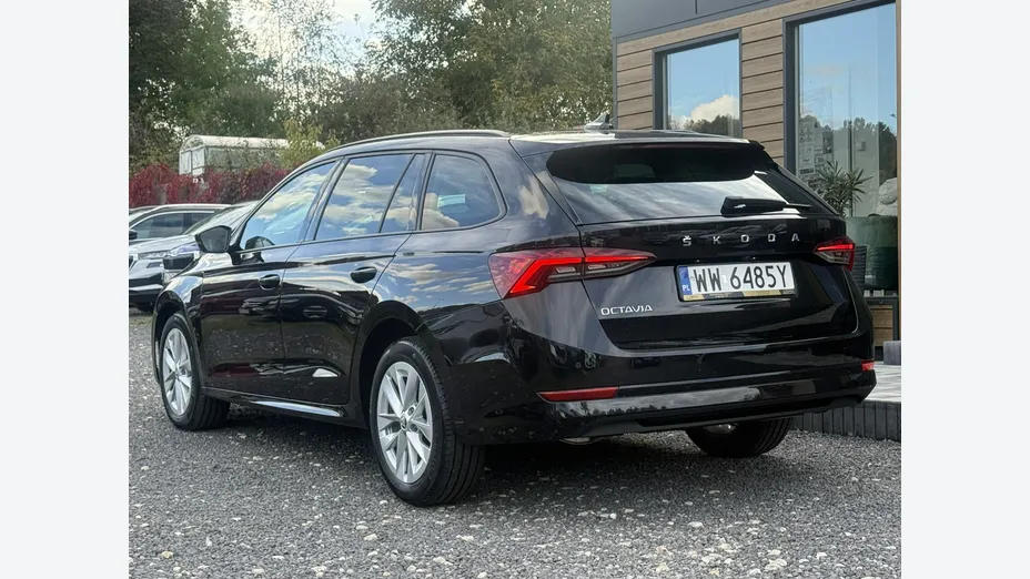 SKODA Octavia -