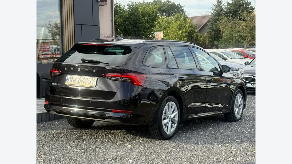 SKODA Octavia -