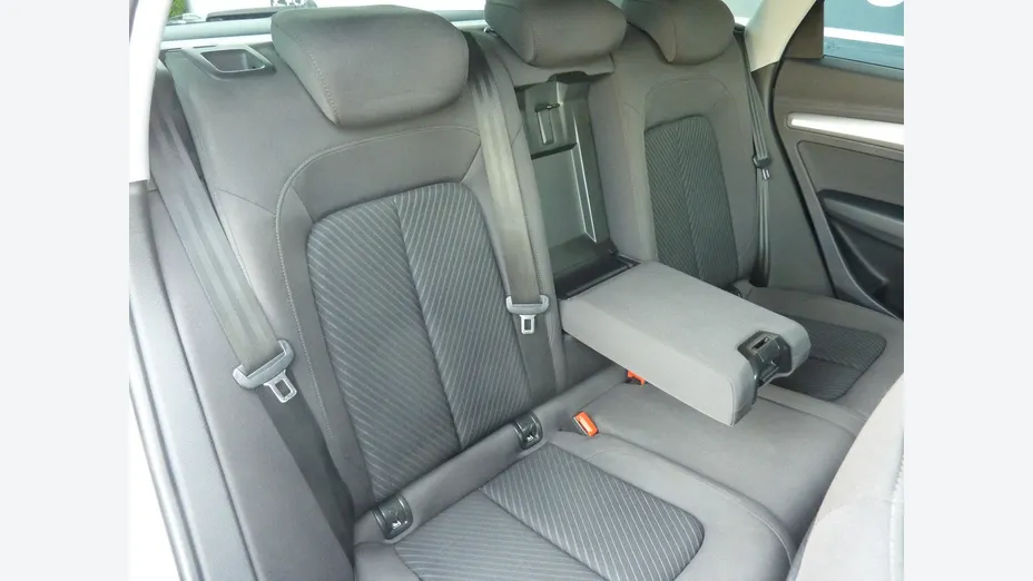 AUDI Q5 -