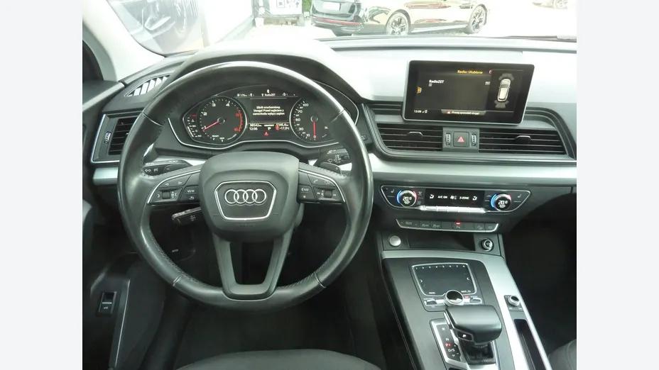 AUDI Q5 -