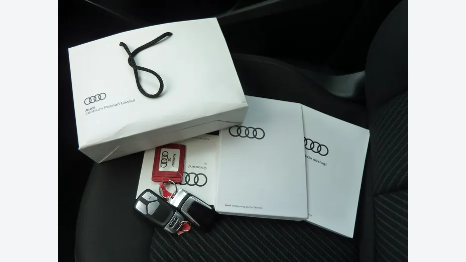 AUDI Q5 -