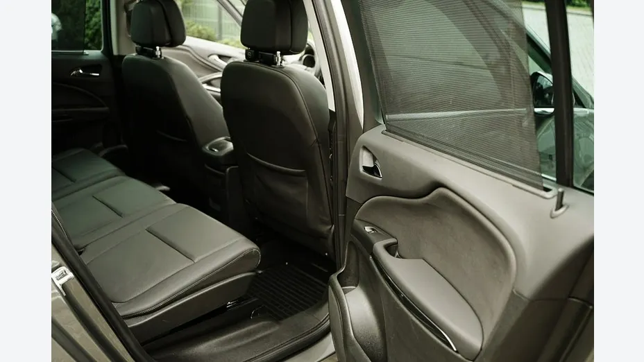 OPEL Zafira -