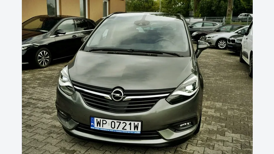 OPEL Zafira -