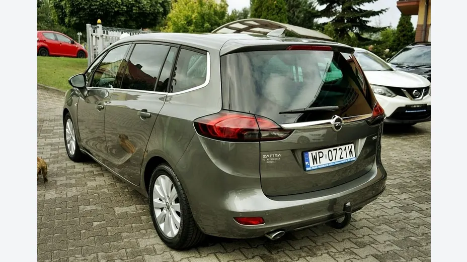 OPEL Zafira -