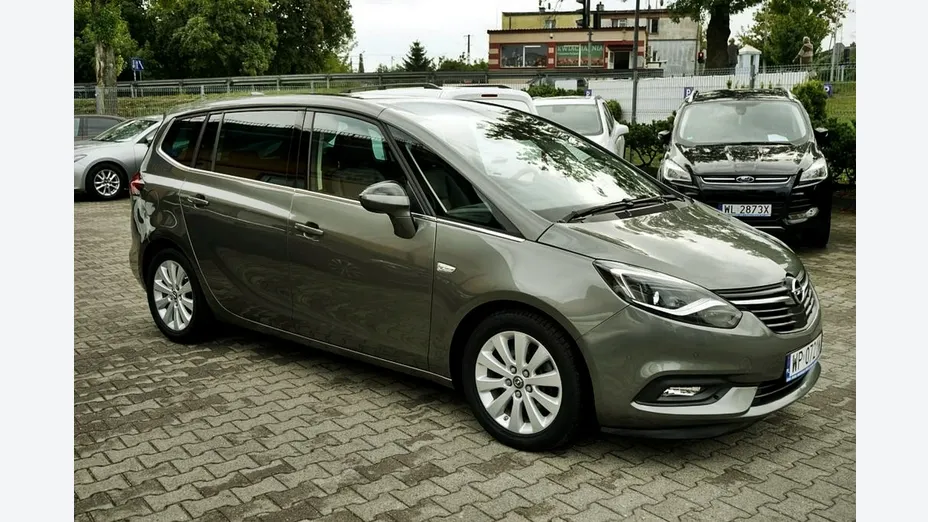 OPEL Zafira -
