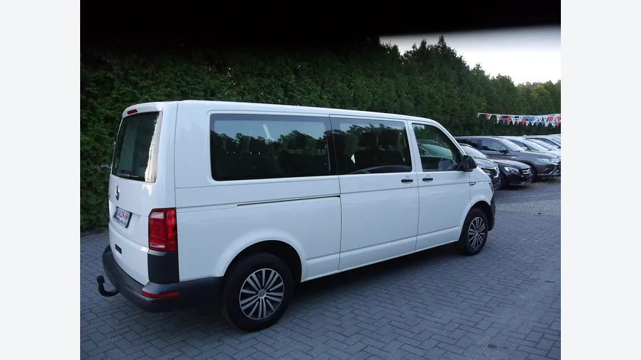 VOLKSWAGEN Transporter -