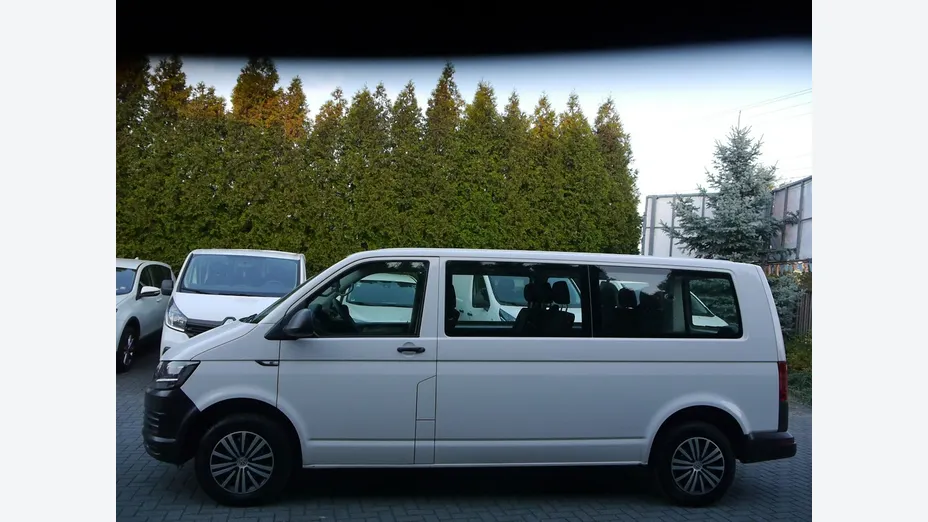 VOLKSWAGEN Transporter -