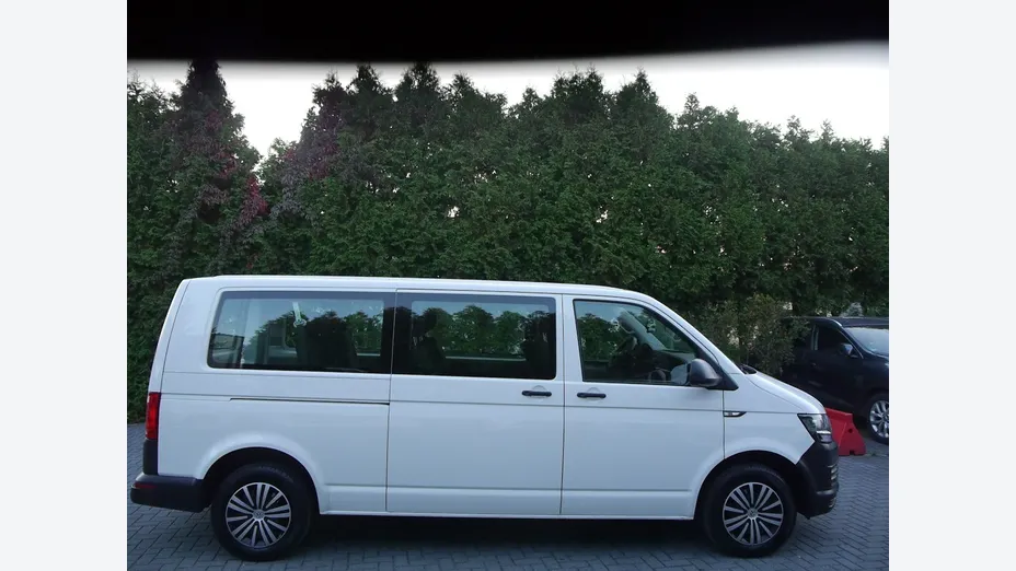 VOLKSWAGEN Transporter -