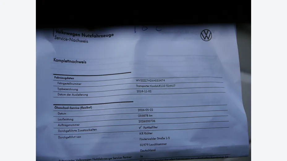 VOLKSWAGEN Transporter -